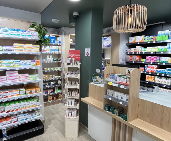 Agencement pharmacie – Cartoux | Jean Rolland